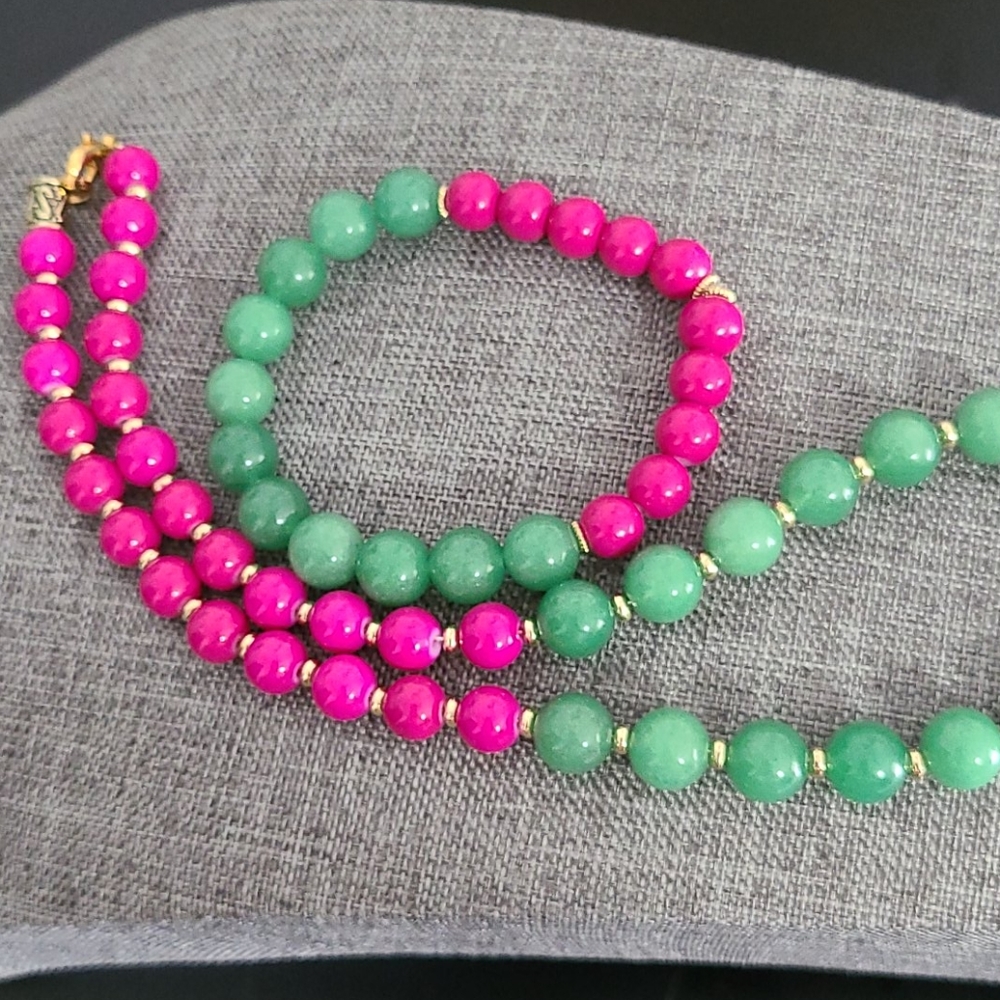Pink and Jade Necklace & Bracelet Set